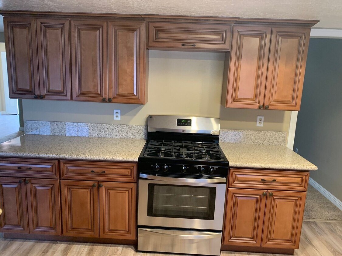 Beautiful Desert Knolls Home Apartments in Apple Valley, CA