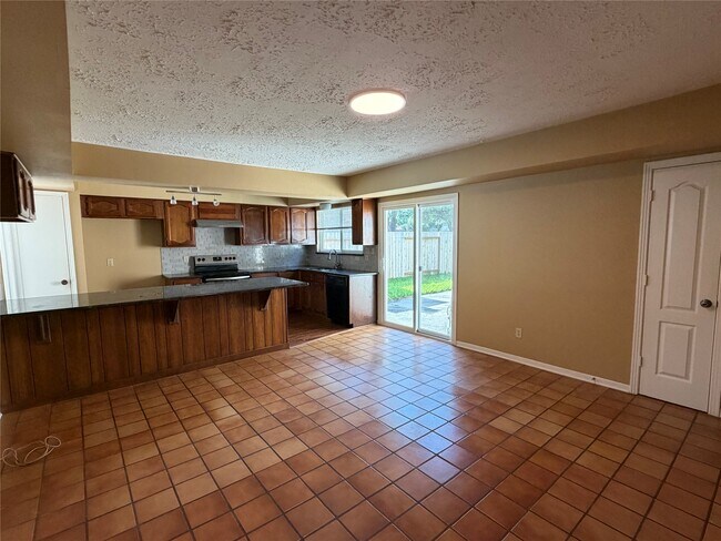 Foto del edificio - 2535 Coopers Post Ln
