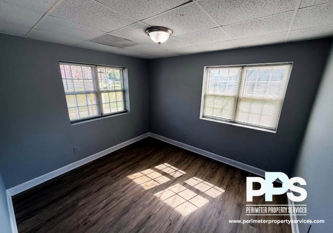 Building Photo - 1372 Cleveland Ave
