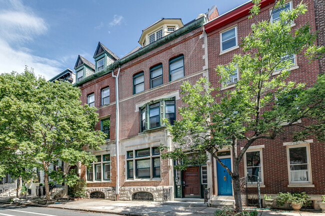 Building Photo - 1721 Pine St