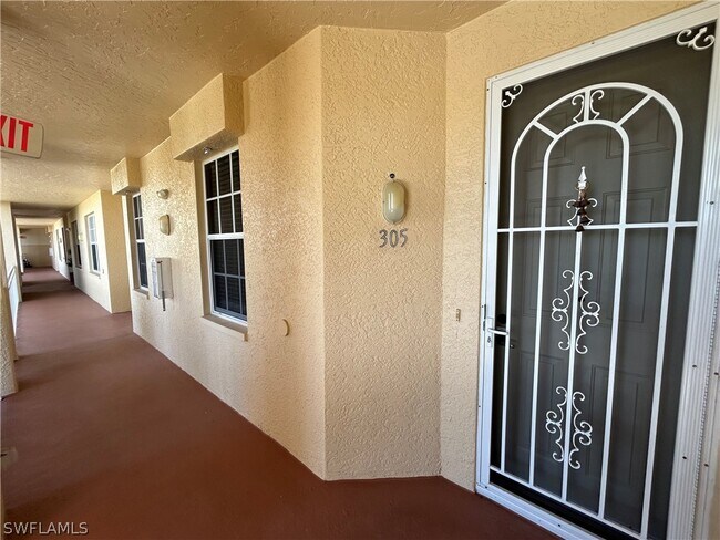 Foto del edificio - 1113 Van Loon Commons Cir