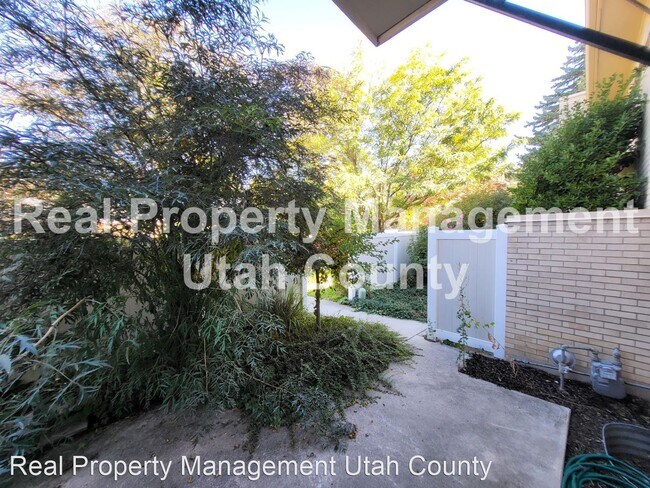 Foto del edificio - 4 br, 2.5 bath House - 186 E 2100 N