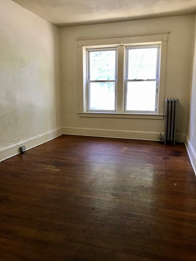 Building Photo - 205 Belmont Ave