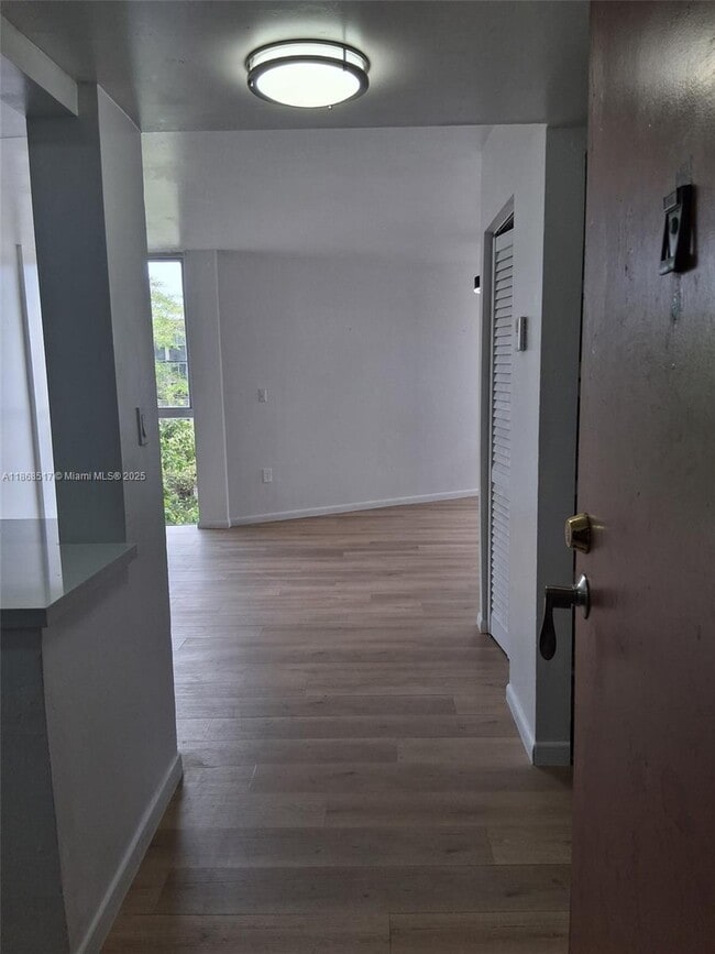 Building Photo - 7035 NW 186th St