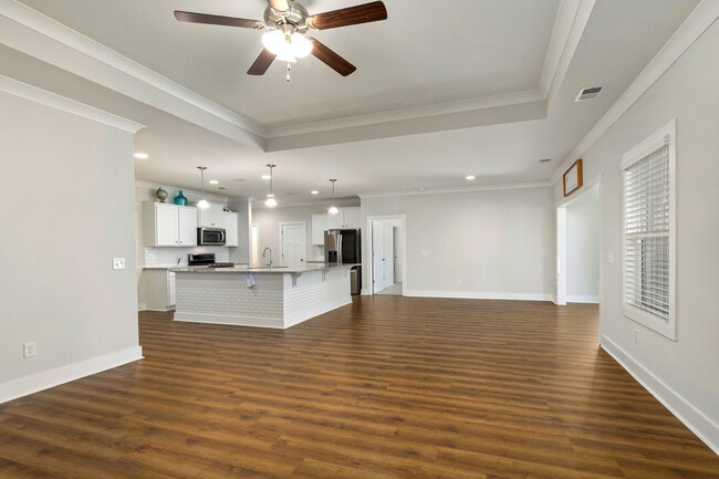 Building Photo - 2070 Hatteras Way
