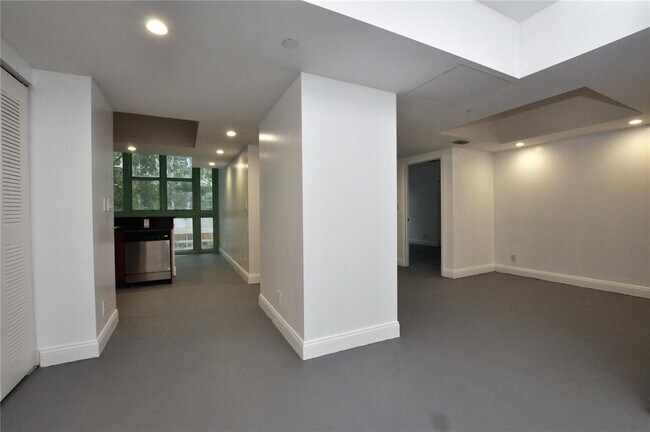 Foto del edificio - 101 E Flagler St