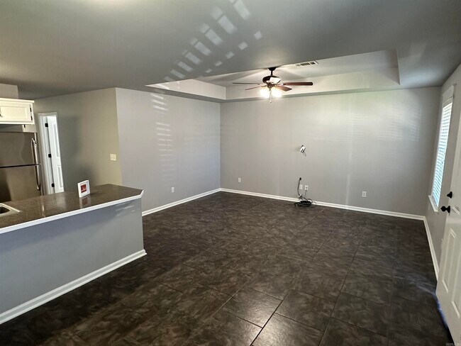 Building Photo - 115 Butterfield Crossing