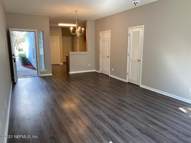 Foto del edificio - 1109 Southern Mill Ct