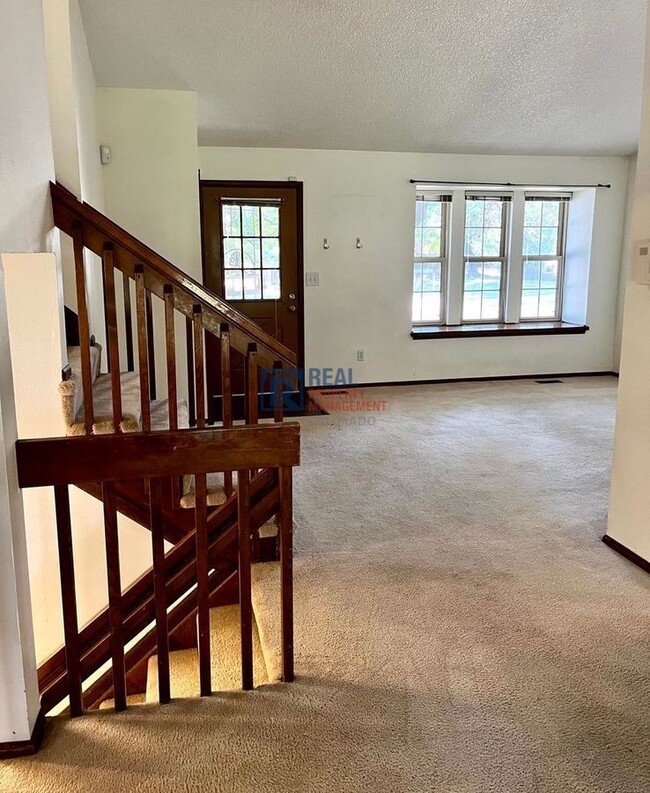 Building Photo - 6537 Coors St