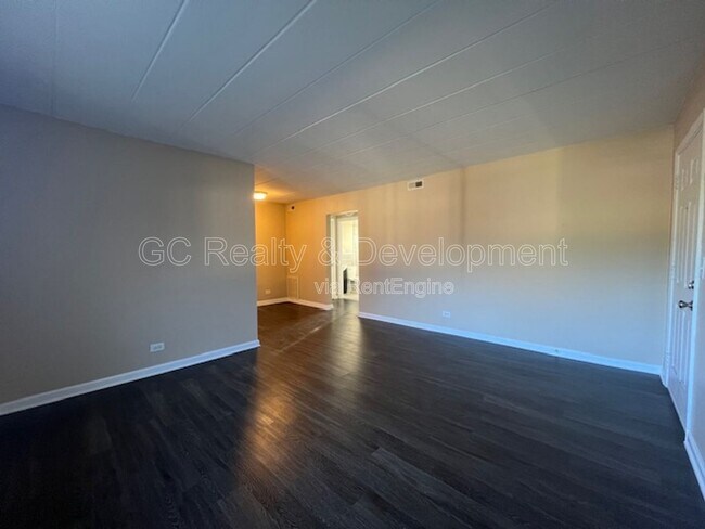 Foto del edificio - 346 Wilson Ave