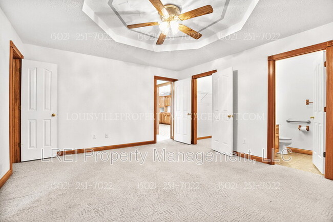 Building Photo - 1001 Navajo Dr