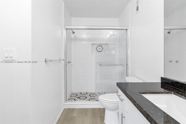 Foto del edificio - 2351 NW 33rd St