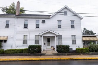 Building Photo - 105 N Angle St