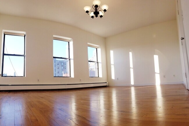Building Photo - 247 Malcolm X Blvd