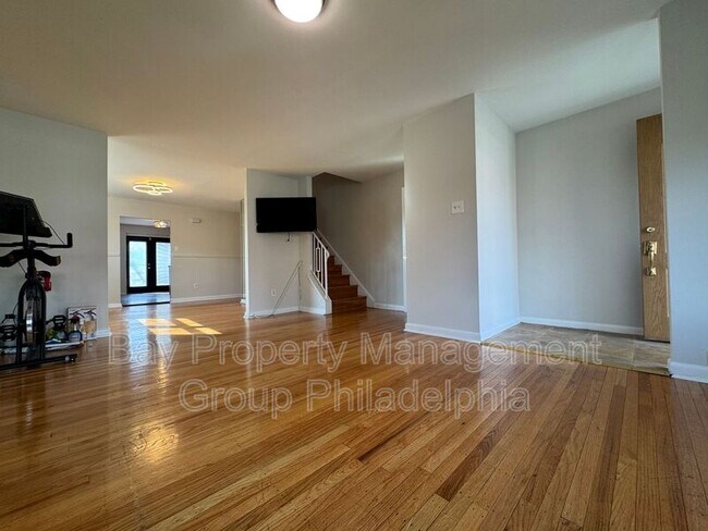 Building Photo - 254 Berkley Ave