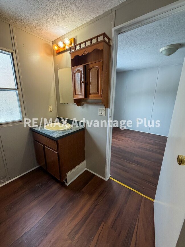 Foto del edificio - Updated 3-Bedroom Home in a Private Setting!