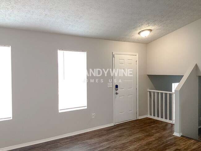 Building Photo - New Year, New Home: Start the Year Right! ...