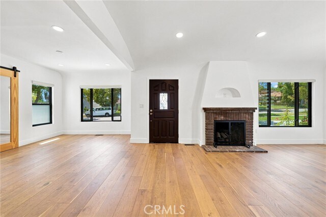 Foto del edificio - 1338 Bruce Ave