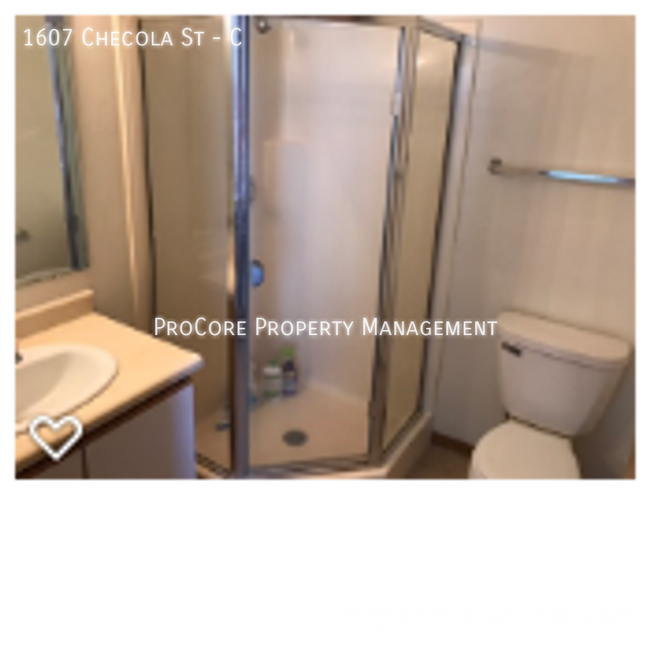 Foto del edificio - Move-In Ready Upper Unit: 3 Bedrooms, 2 Ba...