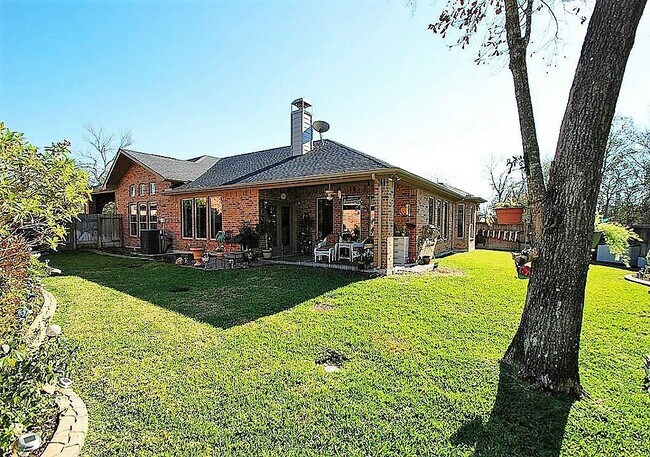 Building Photo - 3810 Rose Grove Ln