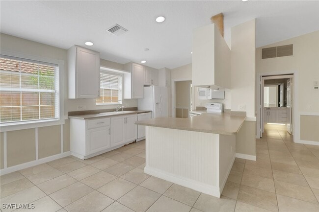 Building Photo - 7933 Umberto Ct