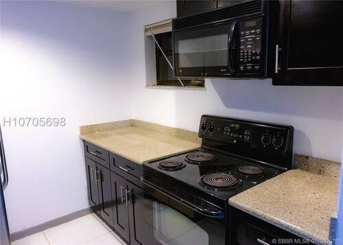 Building Photo - 4165 NW 114th Terrace