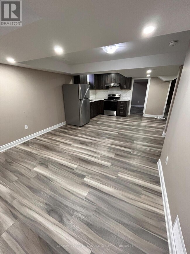 Building Photo - 11 Elverton Cres