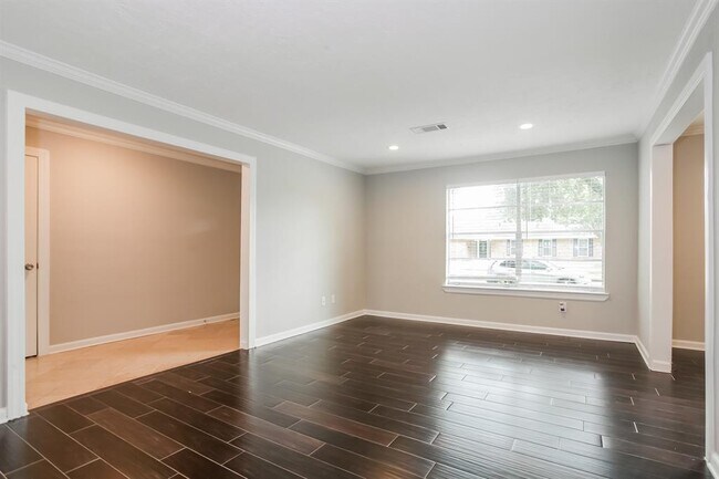 Foto del edificio - 5950 Beaudry Dr