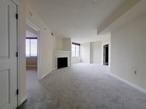 Building Photo - 851 N Glebe Rd