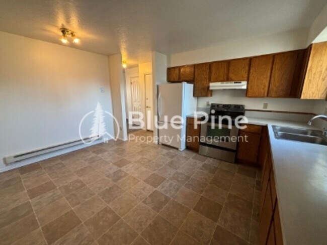 Building Photo - 2141 Meppen Dr