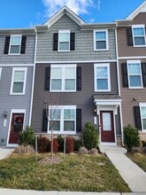 Building Photo - 183 Presidents Pointe Ave Building Photo - 183 Presidents Pointe Ave