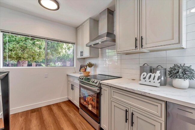 Foto del edificio - 47 Fleming Ave