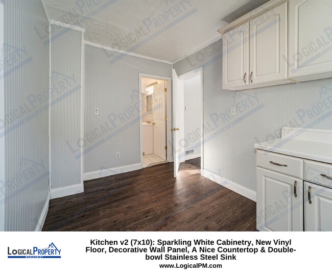 Foto del edificio - REMODELED 2/1 Rnch-New Floors,Frig,Cvrd Pr...