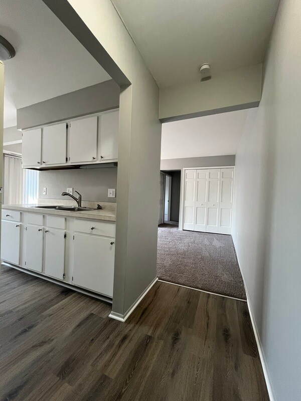 Foto del edificio - 36777 Sibley- C