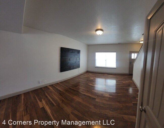 Building Photo - 3 br, 2 bath House - 952 S 2275 W