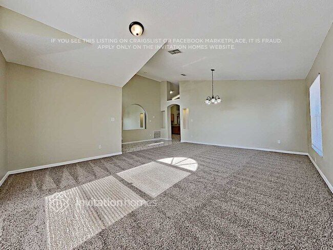 Building Photo - 4508 Oakton Dr