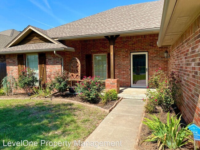 Foto del edificio - 3 br, 2 bath House - 2409 Austrian Pine Drive