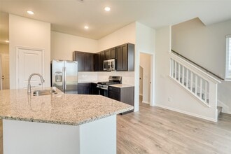 Building Photo - 399 Magnolia Ln