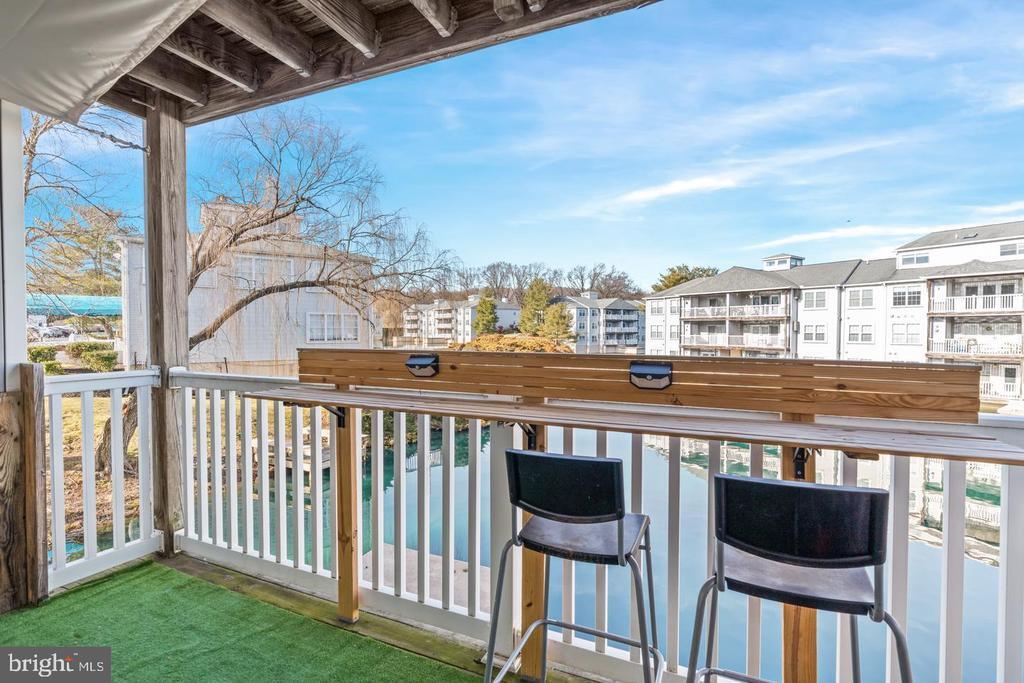 Foto principal - 103 Waters Edge Dr