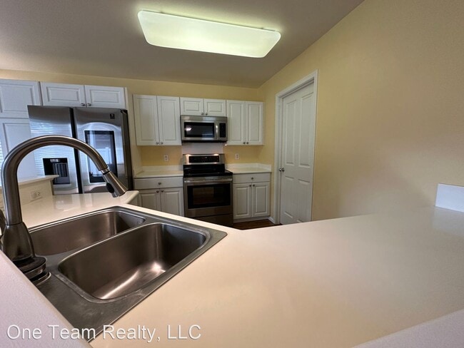 Building Photo - 4 br, 3.5 bath House - 91-1042 Kaihohonu St