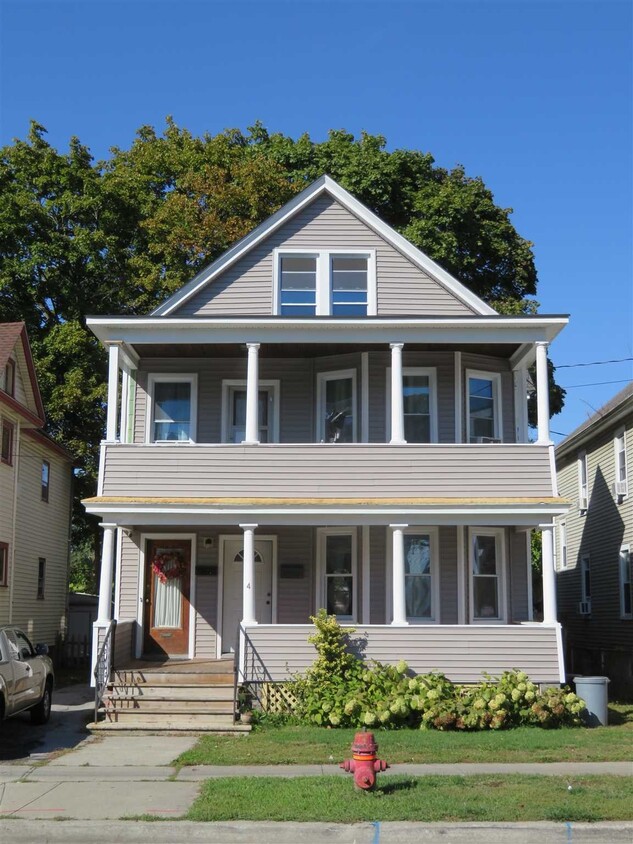 Primary Photo - 4 Worrall Ave