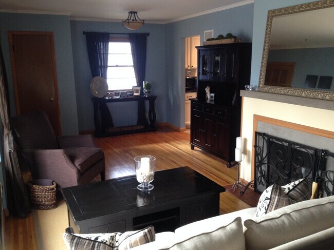 Living Room - 6100 Sheridan Ave S