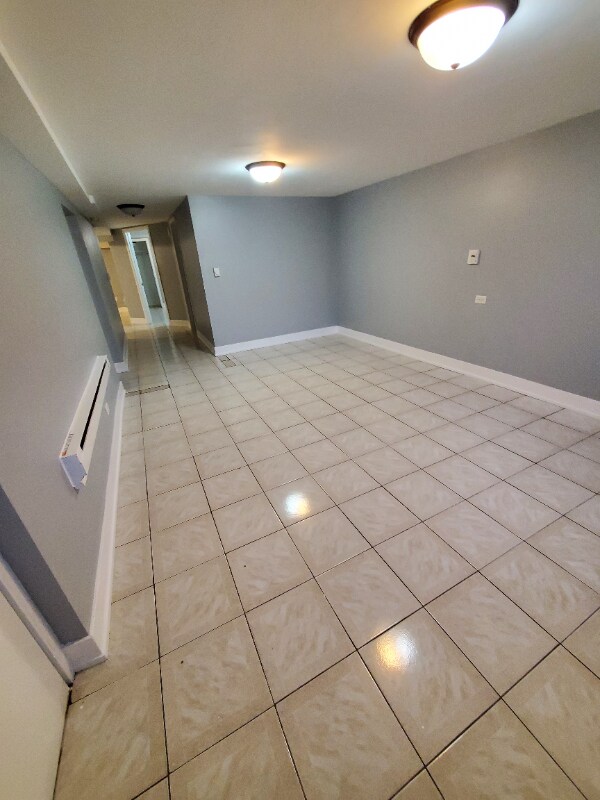 Foto del edificio - 6440 W Montrose Ave