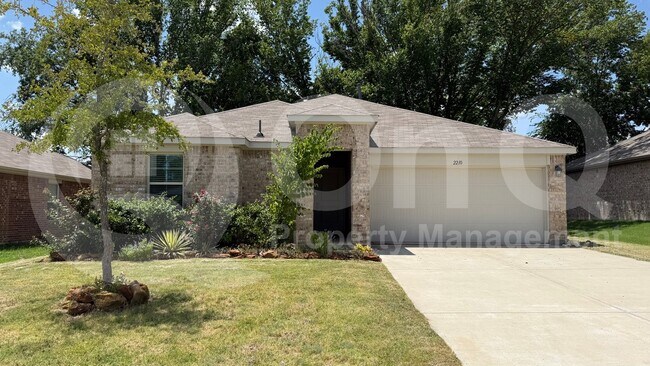 Foto del edificio - 2210 Alamo Rd