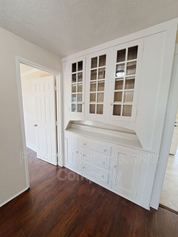 Foto del edificio - 936 E Andrews Ave