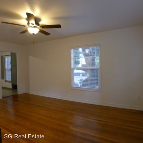 Building Photo - 1802 10th St