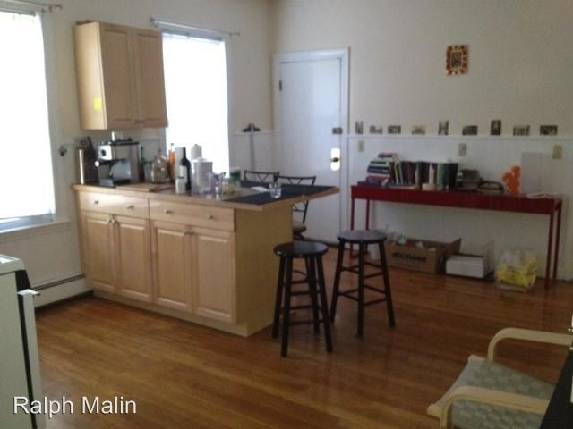 Primary Photo - 2 br, 1 bath Apartment - 5-7 Caldwell Ave