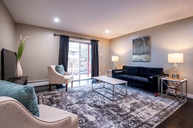 Living Room - 1201 Franklin Ave