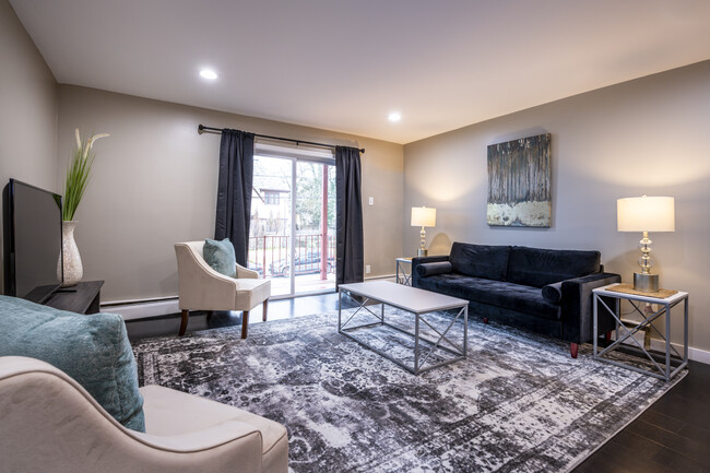 Living Room - 1201 Franklin Ave