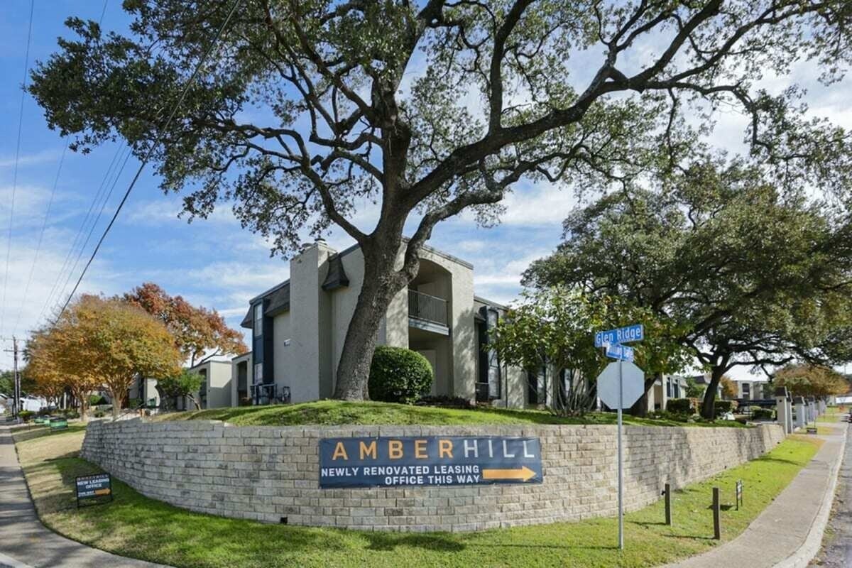 Amber Hill Apartments in San Antonio, TX